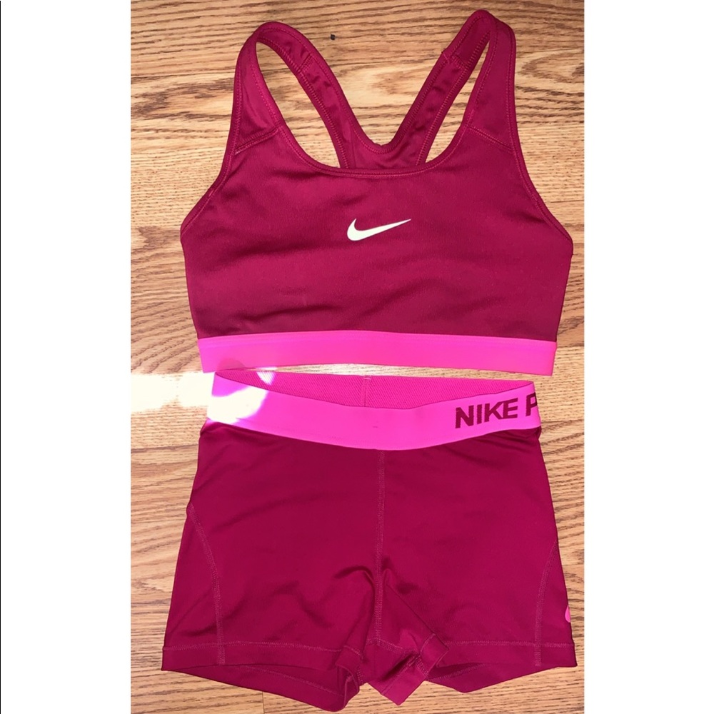 Nike Pro Nike Bra and Short Set